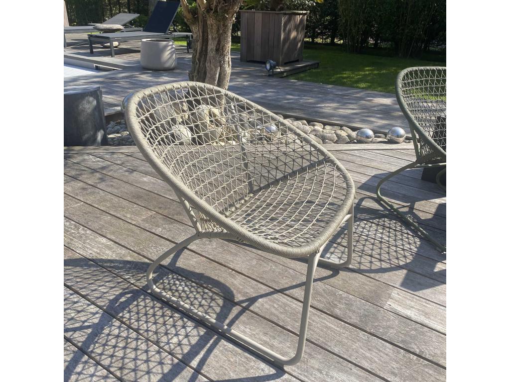 Homelumiere - Homelumiere Outdoor Chair in Polypropylene with Beige Metal Legs
